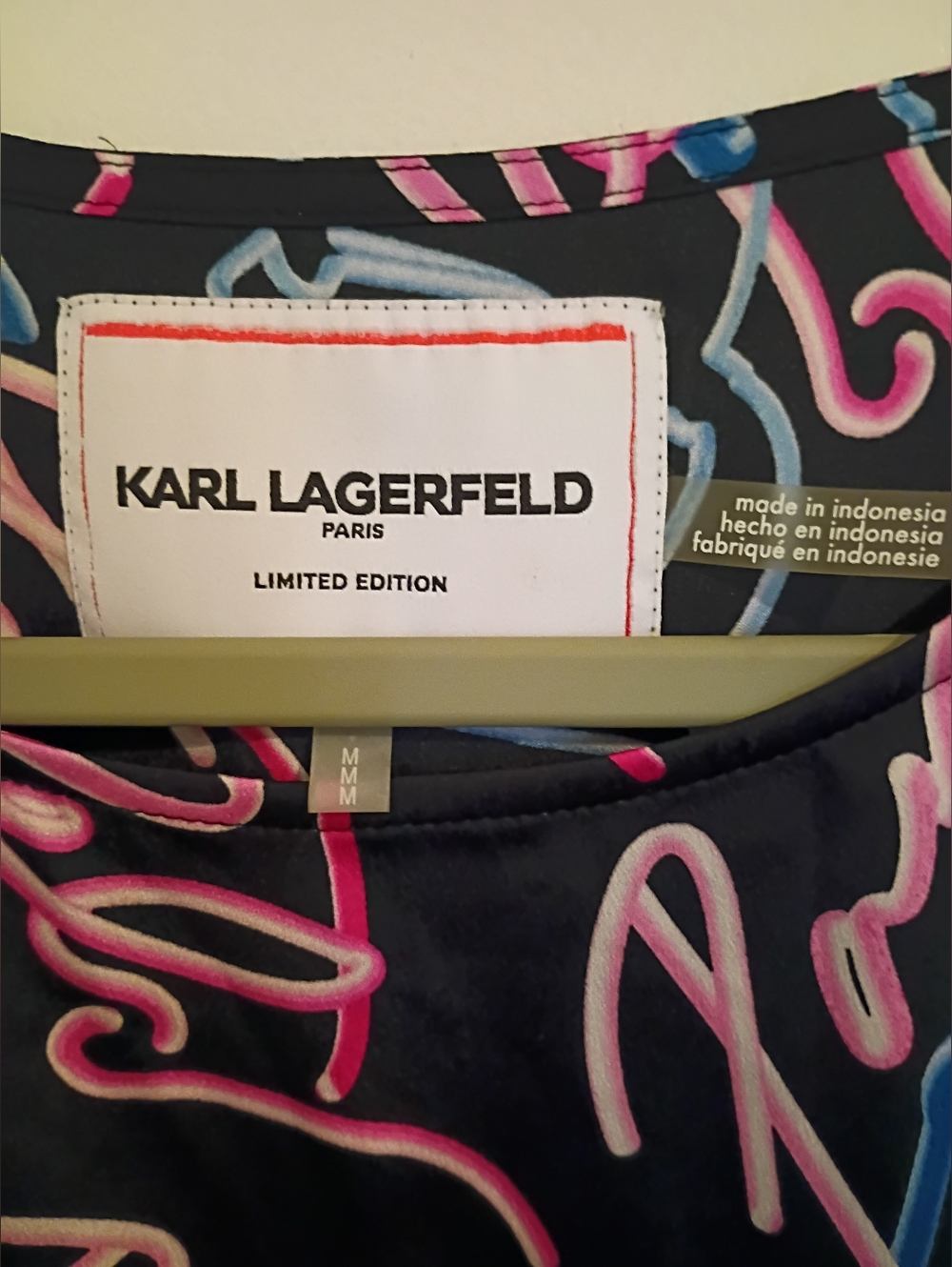 Karl Lagerfeld Paris Women's Script & Eiffel Print Sz M‎ - Picture 3 of 7